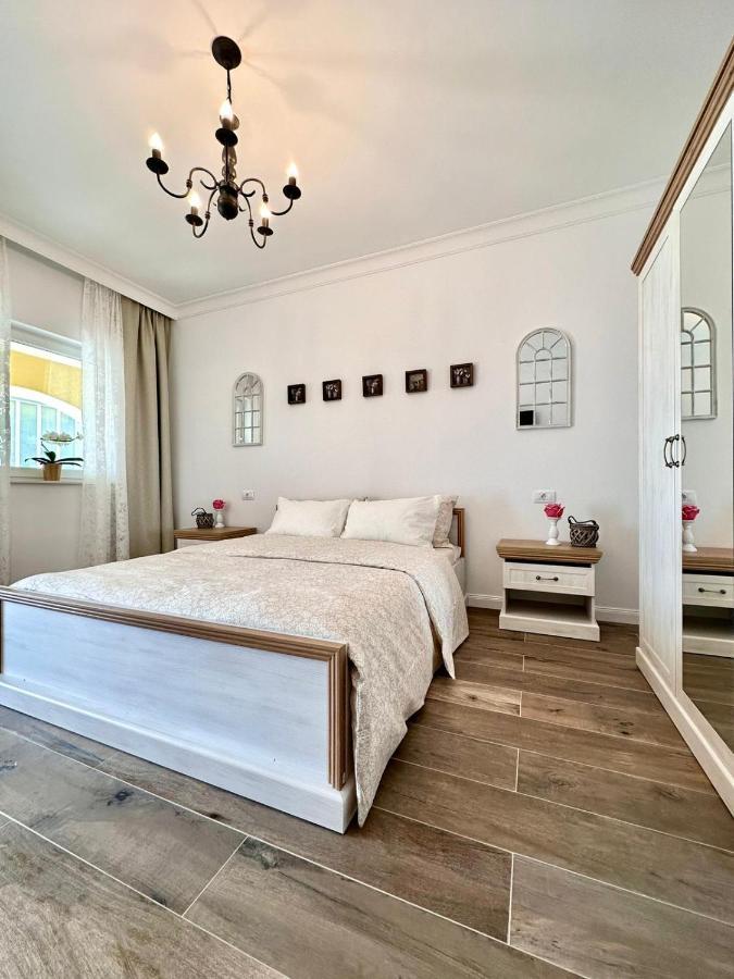 Alma Rezidence Bed & Breakfast Турда Екстериор снимка