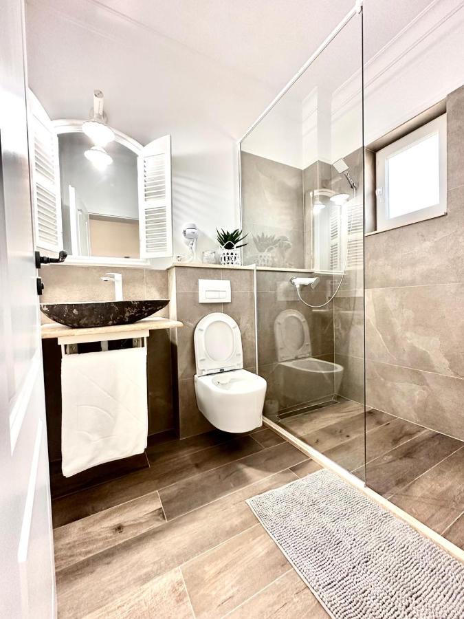Alma Rezidence Bed & Breakfast Турда Екстериор снимка