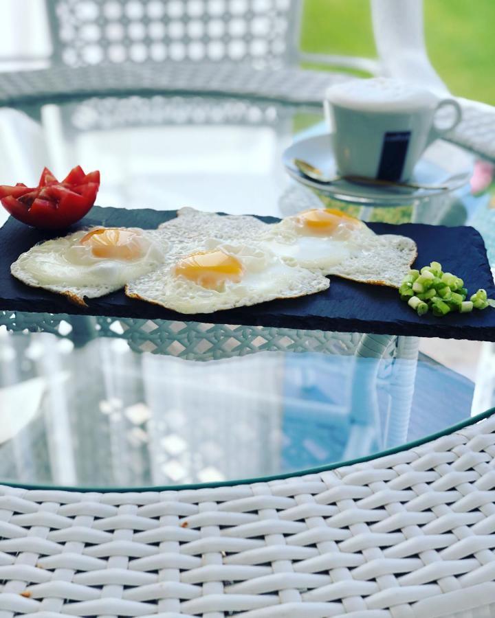 Alma Rezidence Bed & Breakfast Турда Екстериор снимка