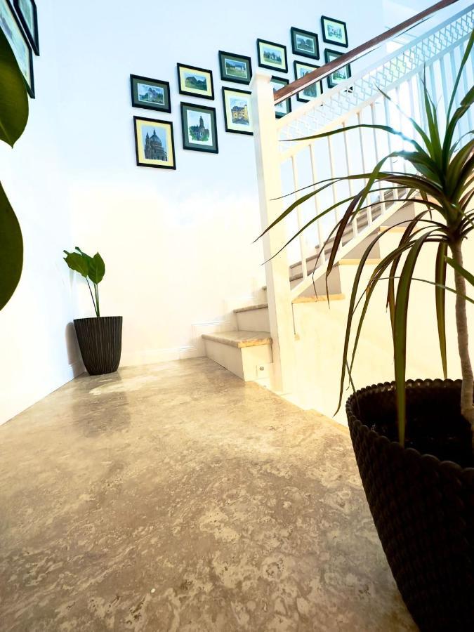 Alma Rezidence Bed & Breakfast Турда Екстериор снимка