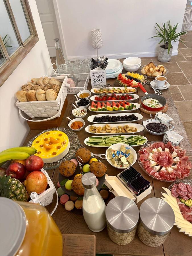 Alma Rezidence Bed & Breakfast Турда Екстериор снимка