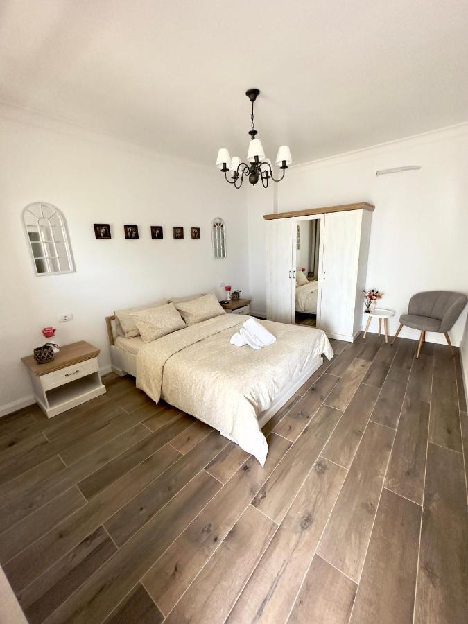 Alma Rezidence Bed & Breakfast Турда Екстериор снимка