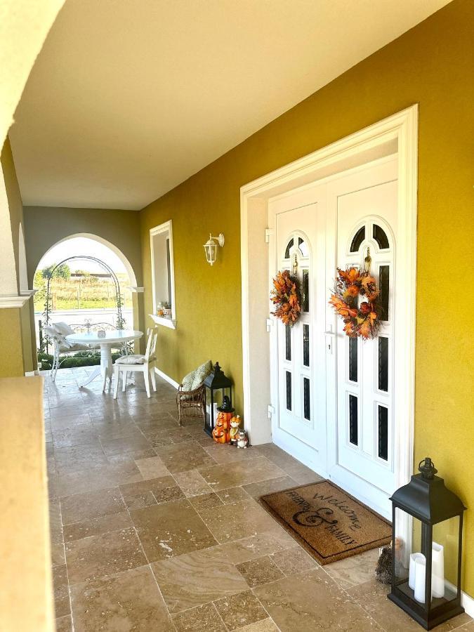 Alma Rezidence Bed & Breakfast Турда Екстериор снимка