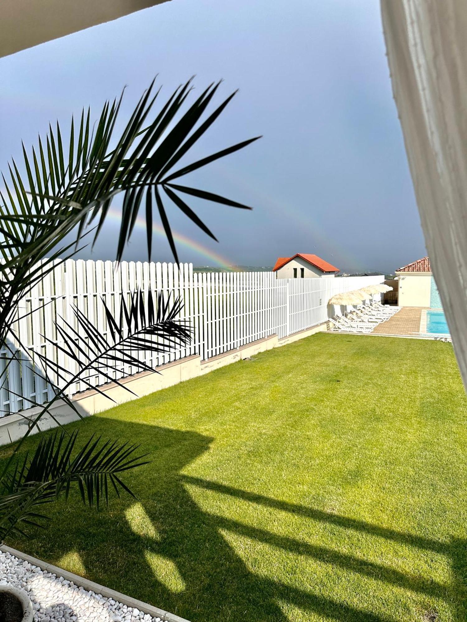 Alma Rezidence Bed & Breakfast Турда Екстериор снимка